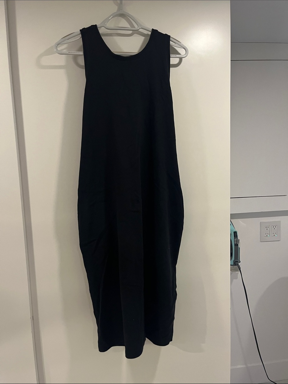Kowtow Sleeveless Black Midi Dress with pockets - Apron Style at the back